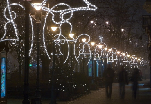 A főtér ünnepi hangulatban