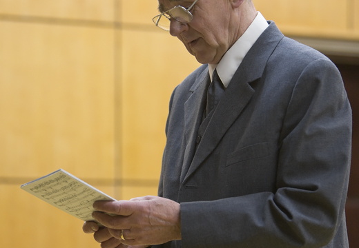  MG 06902